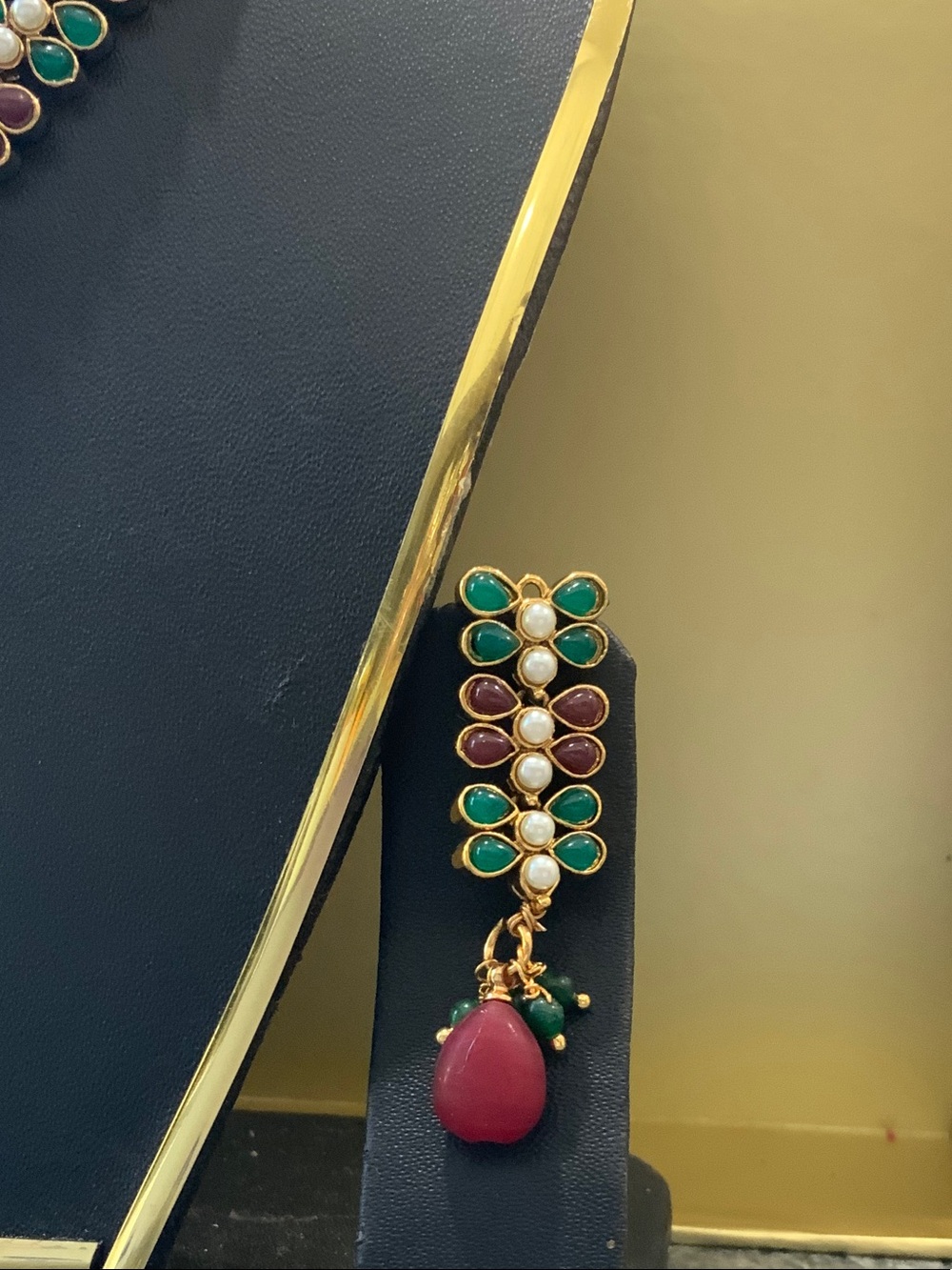 Traditional Green and Red Stone Necklace Set - Women Jewelry - Picture 2 of 3